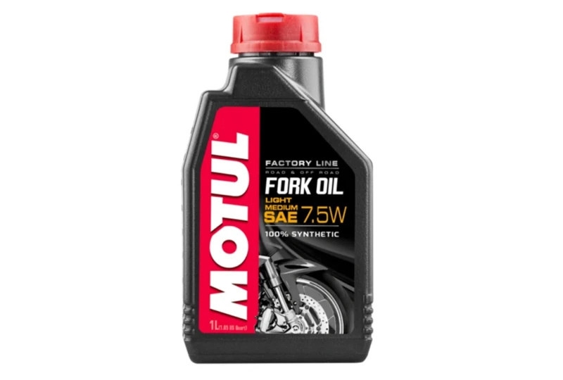 Motul Fork Oil 7,5W Factory Line Light Medium 1l for a motorcycle