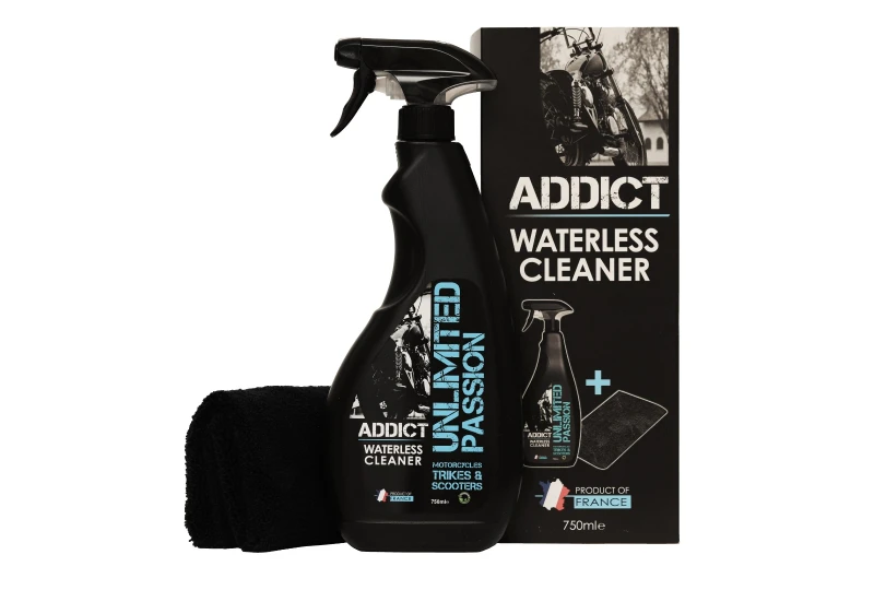 UNPASS Addict cleaning and polishing agent in sprayer + microfibre cloth