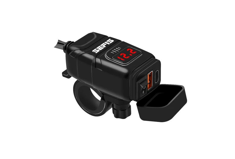 SEFIS UN10 1x USB-A and 1x USB-C charger / socket with moto battery status meter for a motorcycle SEFIS UN10 1x USB-A and 1x USB-C charger / socket with moto battery status meter for a motorcycle