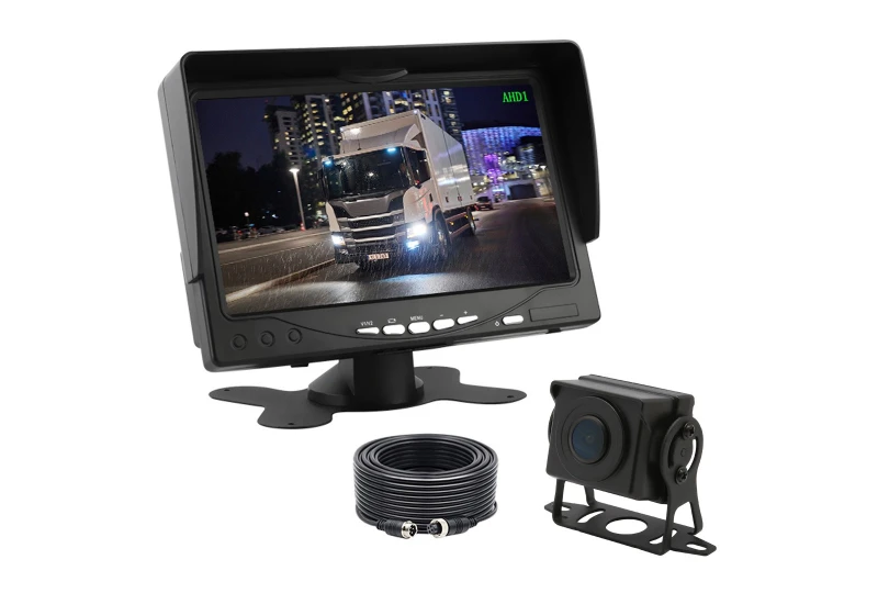 SEFIS rear view camera with 7